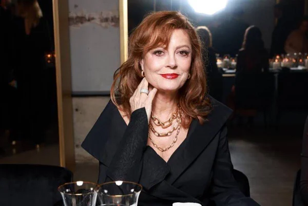 Foto colorida de Susan Sarandon - Metrópoles
