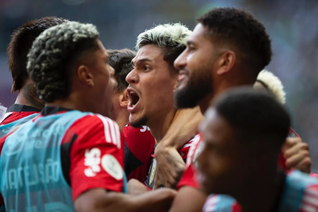 Supercopa: veja imagens do jogo eletrizante entre Palmeiras x Flamengo no Mané Garrincha - imagem 10 Supercopa: veja imagens do jogo eletrizante entre Palmeiras x Flamengo no Mané Garrincha - imagem 10