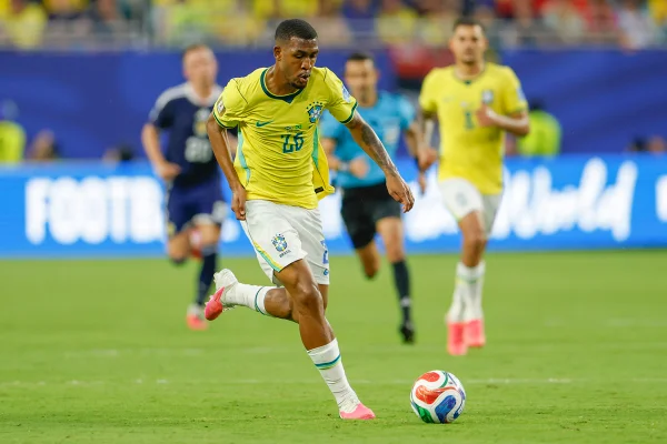 Titular do Brasil contra a Escócia, Rayan ainda não perdeu em 2026