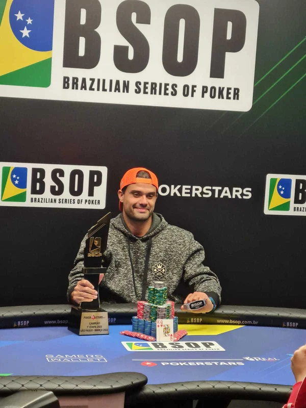Brasiliense conquista o maior torneio da América Latina de pôquer - destaque galeria