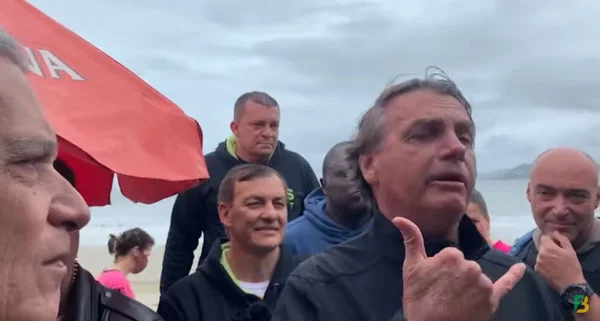 Bolsonaro sobre medidas para crise hídrica: “Eu liguei pra São Pedro”