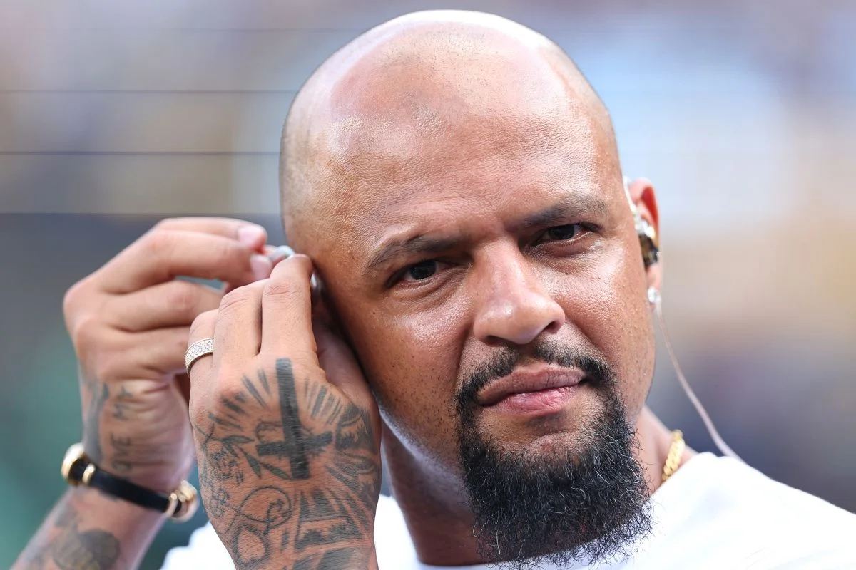 Felipe Melo é ídolo de Palmeiras e Fluminense. Felipe Melo é ídolo de Palmeiras e Fluminense.