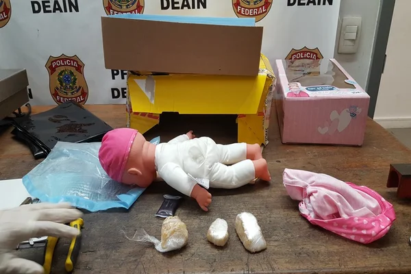 PF apreende droga sintética dentro de boneca vinda da Holanda