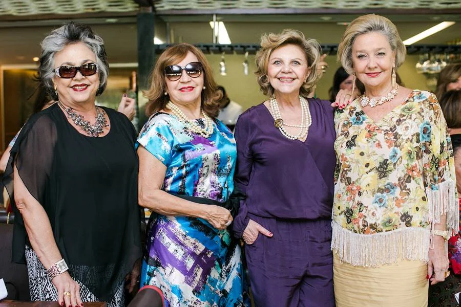 Cesris Flores, vanda Landin, Juli Benevides e Lucia Chaves Cesris Flores, vanda Landin, Juli Benevides e Lucia Chaves