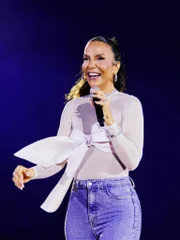 Ivete Sangalo em Ivete Clareou