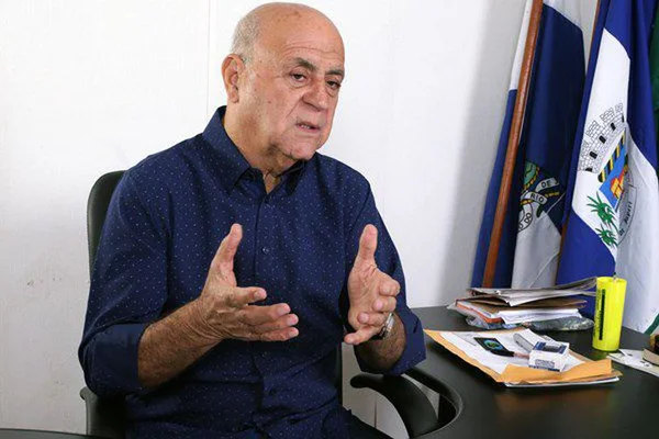 Prefeito e 2 vereadores de Japeri são presos por ligação com tráfico