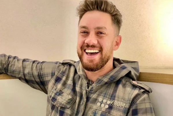 Leonardo Miggiorin descarta rótulo de bissexual: “Gay desde que nasci”
