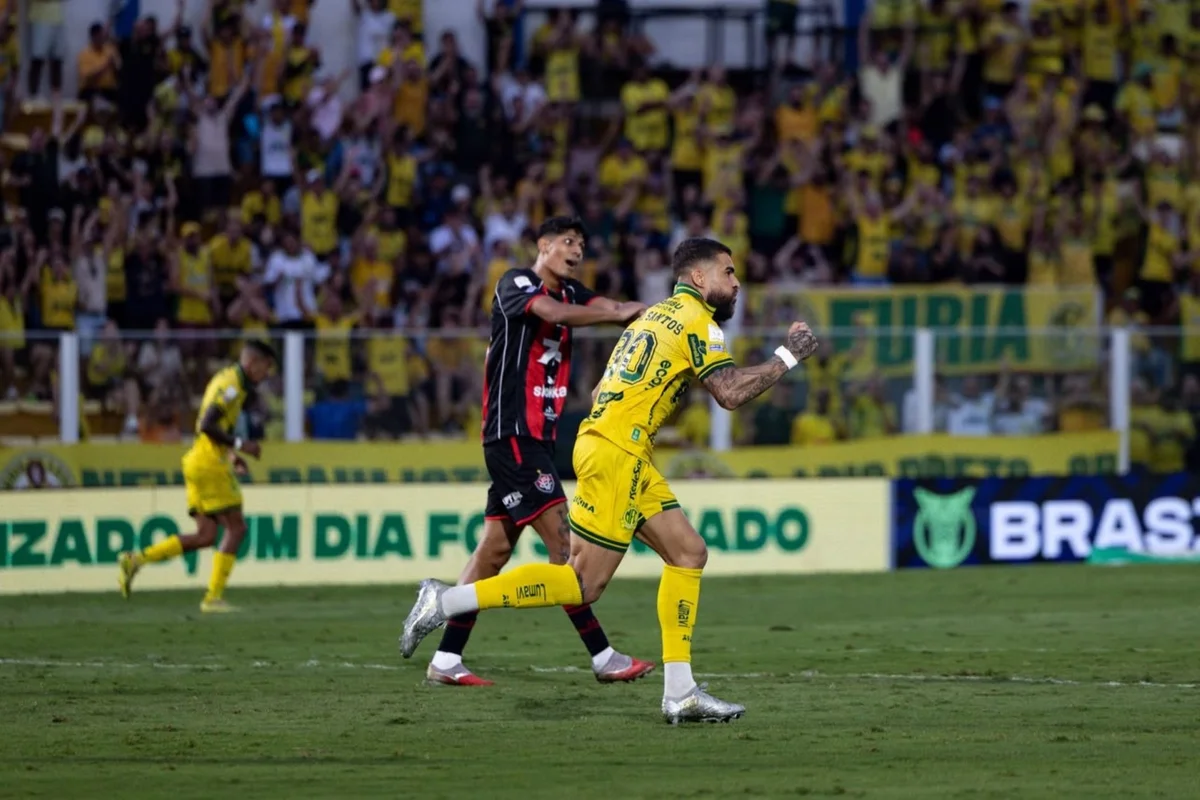 Mirassol empatou em 2 x 2 com o Vitória Mirassol empatou em 2 x 2 com o Vitória