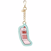 <i>Merch</i> temático dos 30 anos de As Patricinhas de Beverly Hills (Clueless)