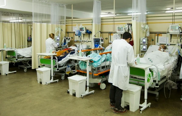Pacientes de UTIs no DF podem ficar sem alimentação especial