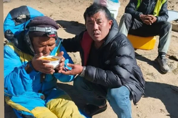 Guia desaparecido é encontrado no Monte Everest após 6 dias: “Milagre”