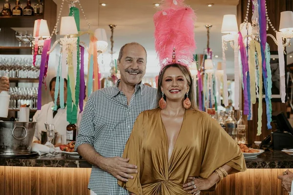 Samba, feijoada e fantasias marcam Carnaval do Piantella