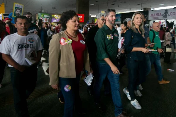 Candidato ao GDF, Leandro Grass dá largada à campanha na Rodoviária