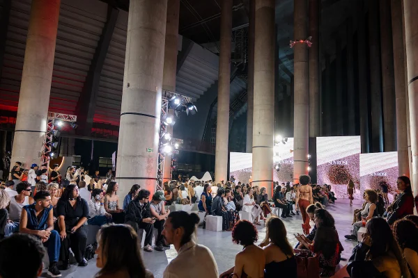 Negra Li é destaque no último dia do Metrópoles Catwalk. Veja programação - destaque galeria Negra Li é destaque no último dia do Metrópoles Catwalk. Veja programação - destaque galeria