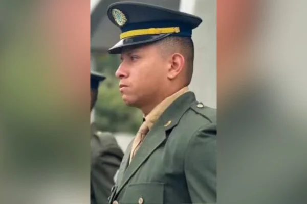 Imagem colorida mostra o Sargento Pedro Henrique Martins dos Santos - Metrópoles