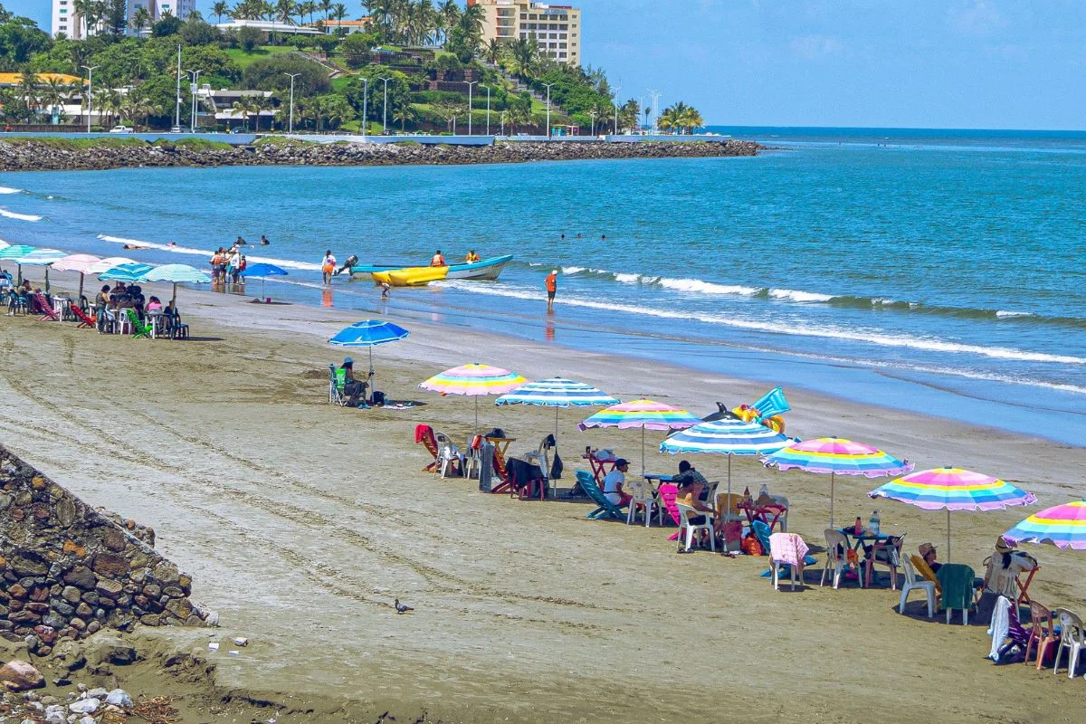Meta de 10 milhões de turistas estrangeiros é possível para o Brasil?
