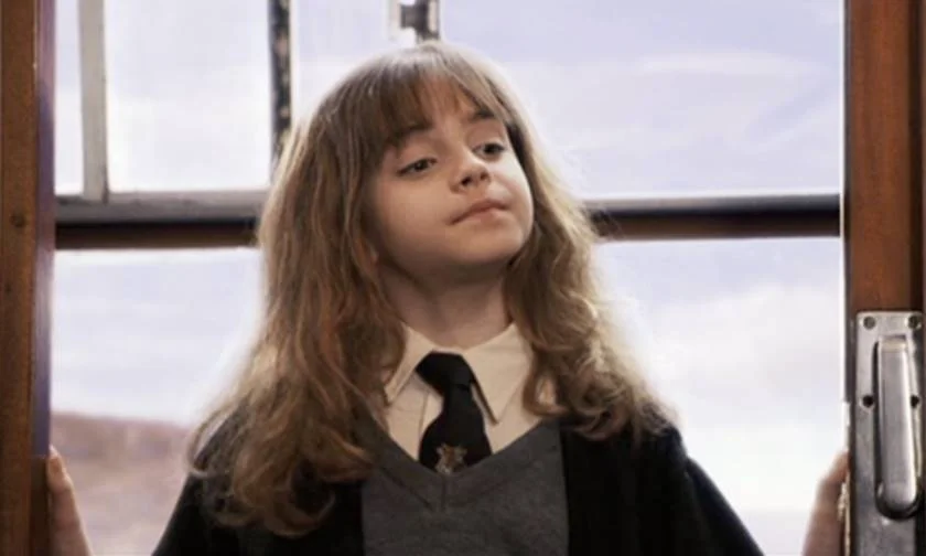Hermione Granger (Emma Watson) em cena no filme Harry Potter e a Pedra Filosofal Hermione Granger (Emma Watson) em cena no filme Harry Potter e a Pedra Filosofal