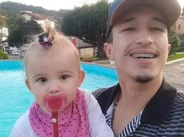 Pai faz relato sobre filha assassinada em SC: “Minha princesa”