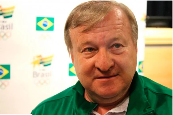Técnico do Atlético-GO reaparece e some novamente; polícia investiga