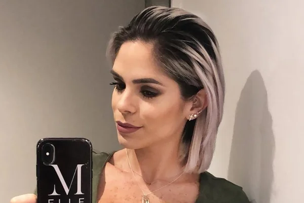 Sósia de Bruna Marquezine muda visual e fica ainda mais igual à atriz
