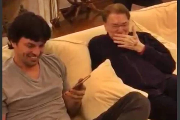 Silvio Santos completa 91 anos e recebe homenagem do genro Fábio Faria
