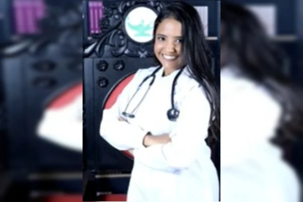 Homem mata mulher, furta celular da vítima e pede dinheiro para amigos