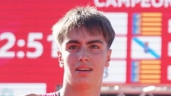 Triatleta fica em estado grave após acidente com carro na Espanha