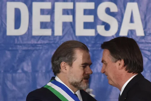 Análise: Toffoli ajuda Queiroz a continuar sumido por mais tempo