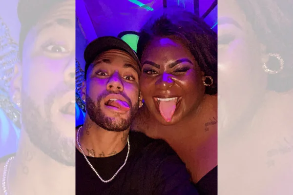 Após vitória sobre o City, Neymar curte balada com Leo Picon e Jojo Todynho