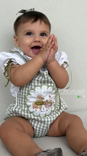 Helena, filha de Neymar e Amanda Kimberlly