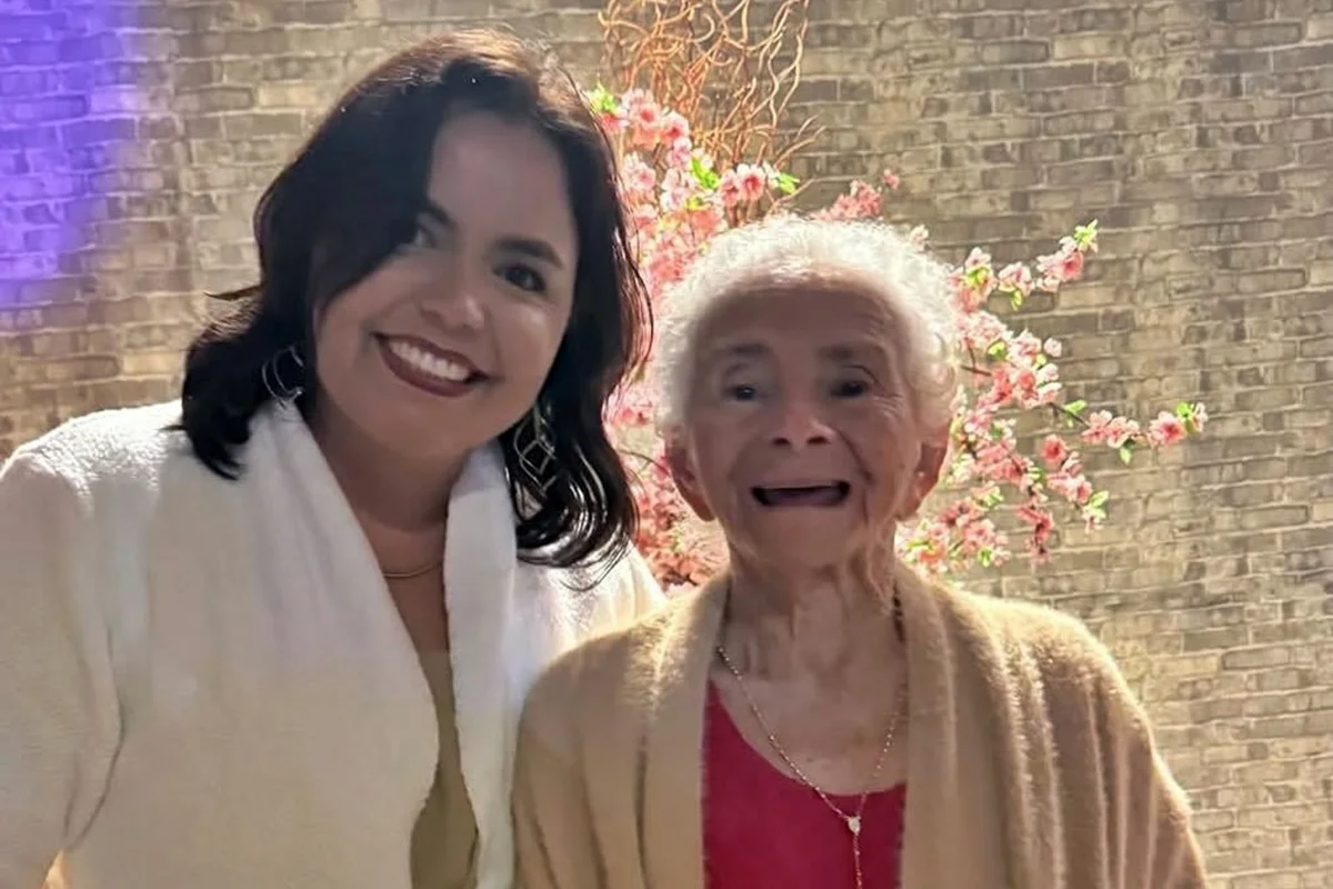 Vovó Valdeci e a Patrícia Amaral Vovó Valdeci e a Patrícia Amaral