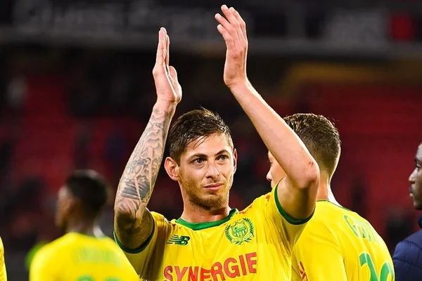 Cardiff cobra indenização do Nantes por morte de Emiliano Sala