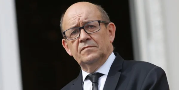Ministro de Relações Exteriores da França ameaça novos ataques à Síria