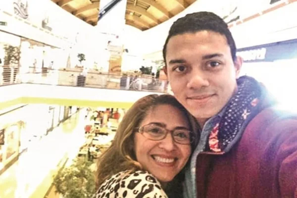Jovem brasileiro é o principal suspeito de matar mãe a facadas em Portugal