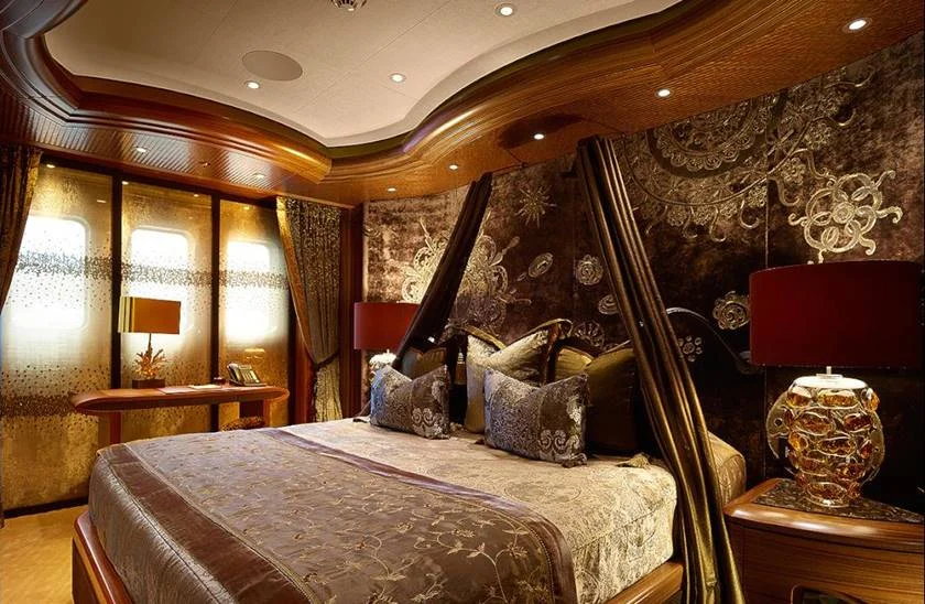 O barco é descrito como a melhor escolha para "quem busca uma experiência de luxo" O barco é descrito como a melhor escolha para "quem busca uma experiência de luxo"