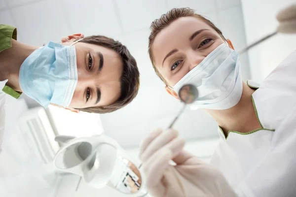 Conselho Federal de Odontologia abre concurso com 340 vagas