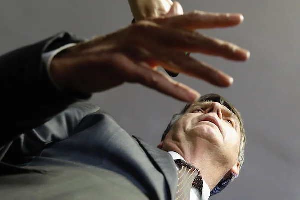 Análise: contra fake news, o Brasil precisa do jornalismo profissional