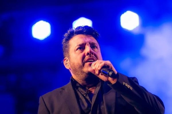 Após briga com Marrone, Bruno faz show solo e é detonado por fãs