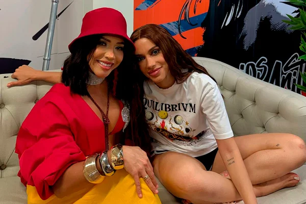 Viviane Batidão e Anitta