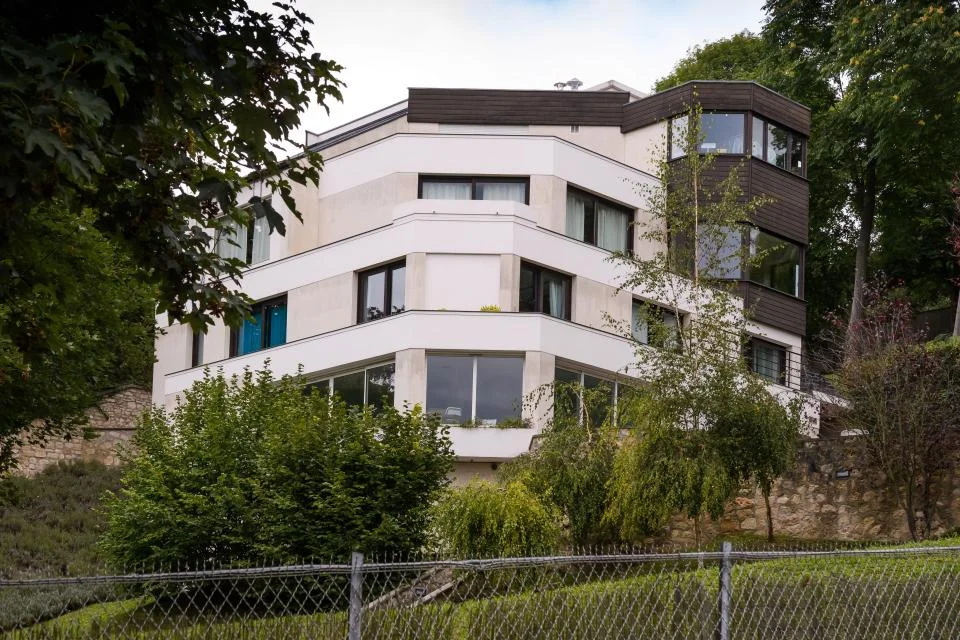 Não existem muitas fotos externas ou internas da propriedade Não existem muitas fotos externas ou internas da propriedade