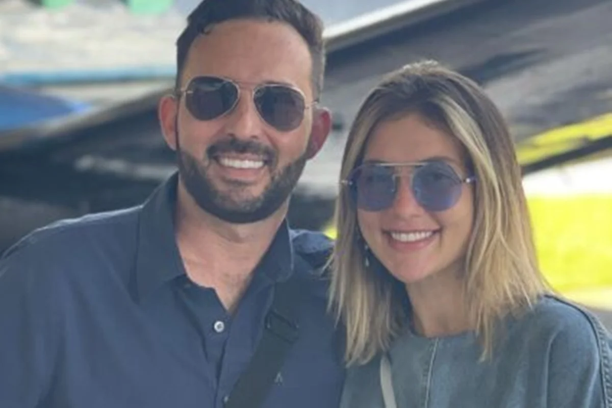Virginia Fonseca posa com o irmão Virginia Fonseca posa com o irmão
