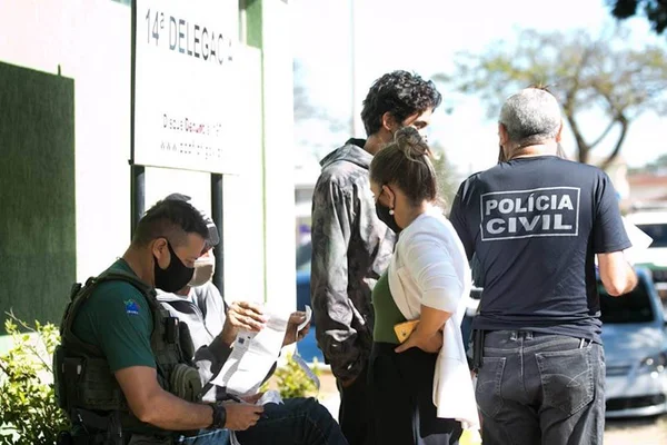 Dono de cobra e amigo de estudante picado por Naja são conduzidos à DP