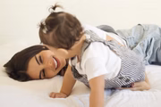 Amanda Kimberlly com a filha, Helena