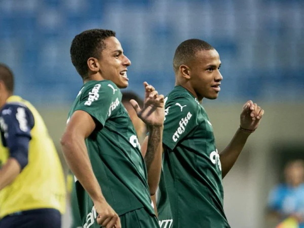 Palmeiras vence o São Paulo e enfrentará o Santos na final da Copinha