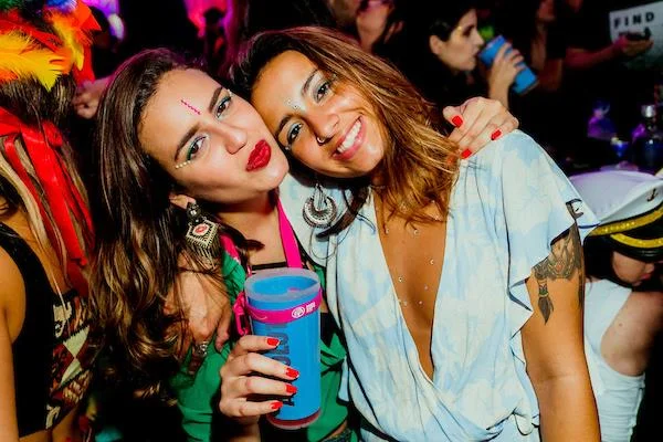 Natasha Mendes e Ana Carolina Ferraz Natasha Mendes e Ana Carolina Ferraz