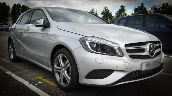 PM compra Mercedes que foi apreendida no DF por suspeita de roubo