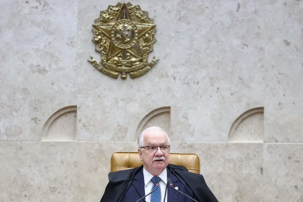 Cresce aposta de que Fachin não levará crise para o plenário físico do STF