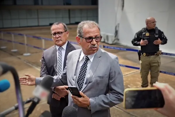 O advogado Sebastião Coelho, do ex-assessor internacional de Jair Bolsonaro na Presidência, Filipe Martins, diz ter sido impedido de acompanhar presencialmente o julgamento da denúncia da PGR, no STF