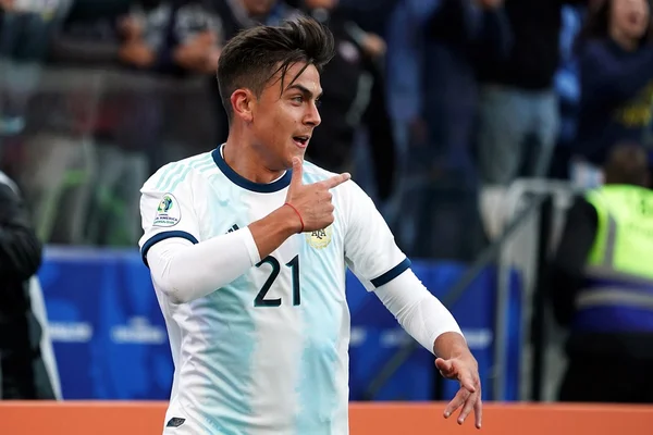 Detalhe impede Tottenham de anunciar acordo com Juventus por Dybala