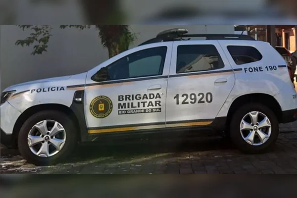 Imagem colorida, viatura da Brigada Militar do Rio Grande do Sul
